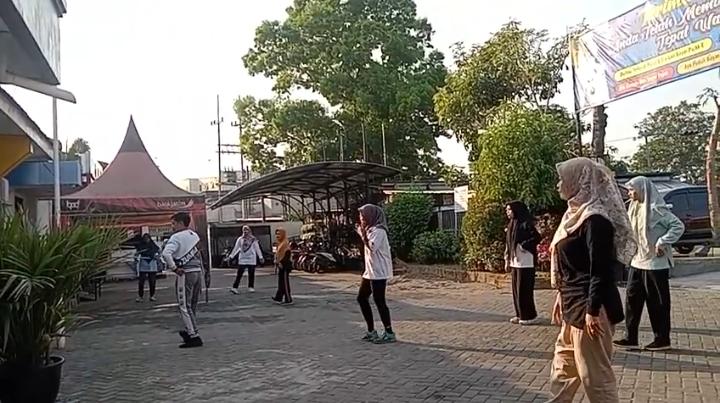 Kegiatan Rutin Senam Pagi di Hari Jum'at
