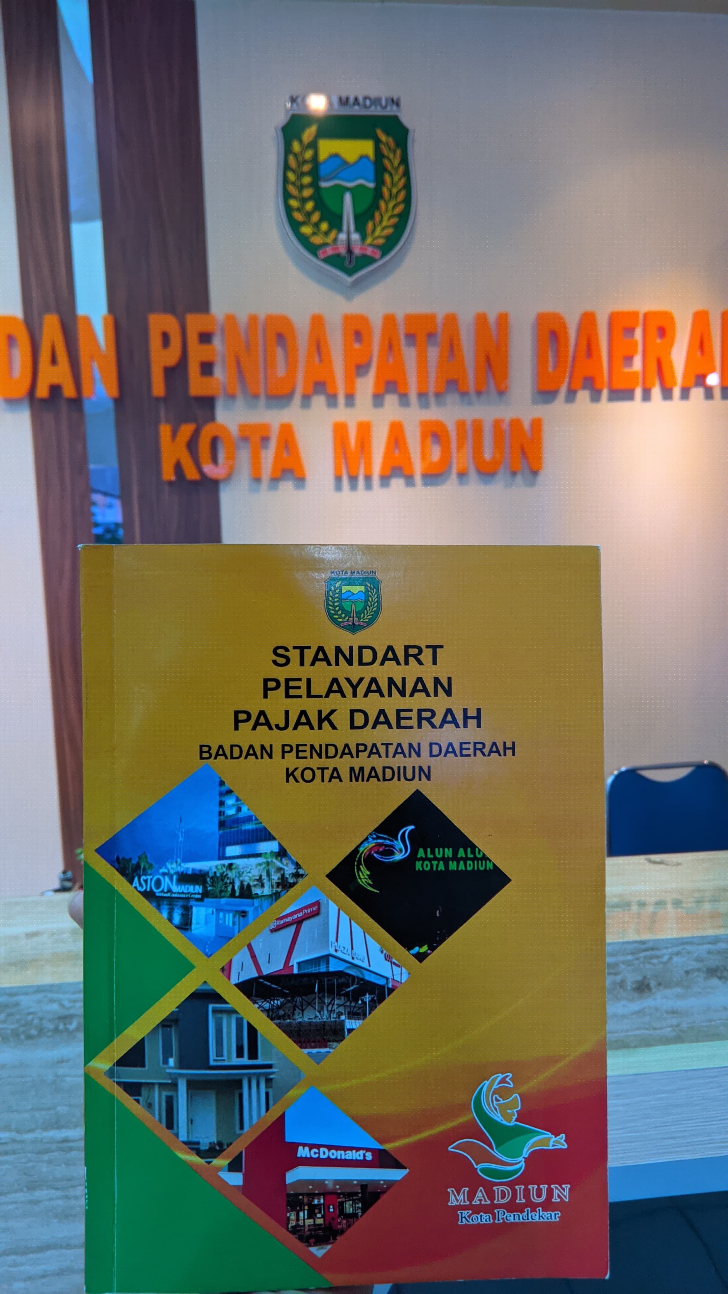 Buku Standart Pelayanan Pajak Daerah