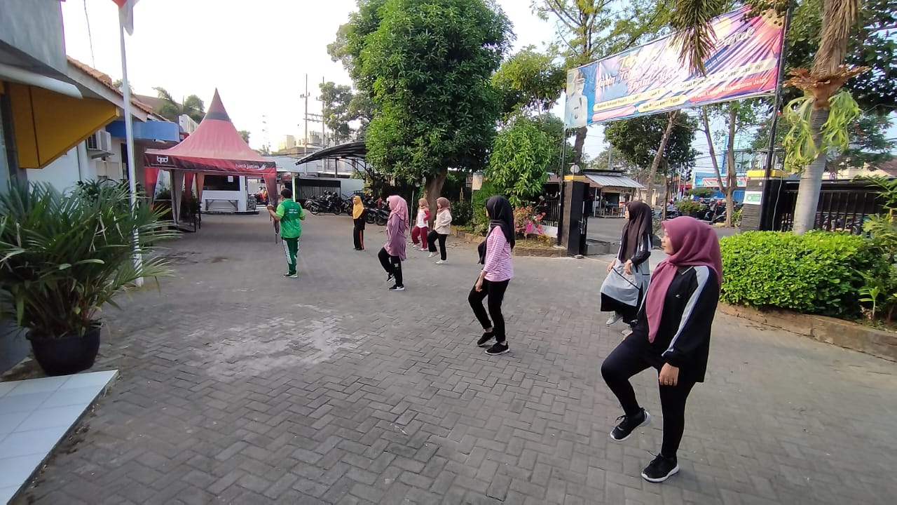 Kegiatan Rutin Senam Pagi Hari Jum'at