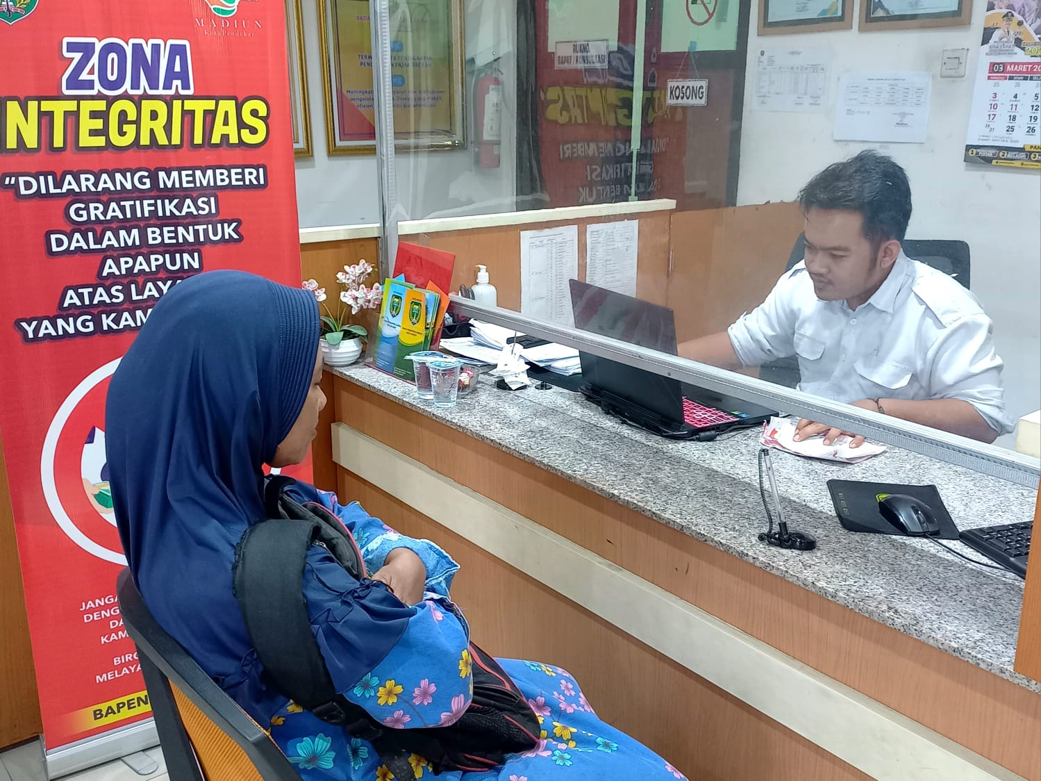 Pelayanan Wajib Pajak Badan Pendapatan Daerah Kota Madiun.